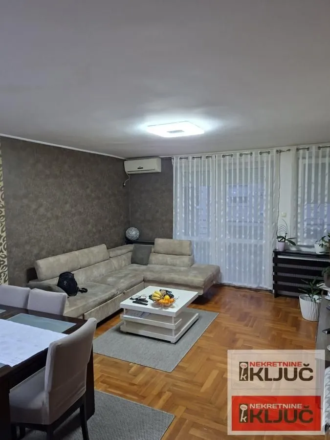 Prodaja, trosoban stan, 77m², Podbara, Novi Sad Sve Podlokacije