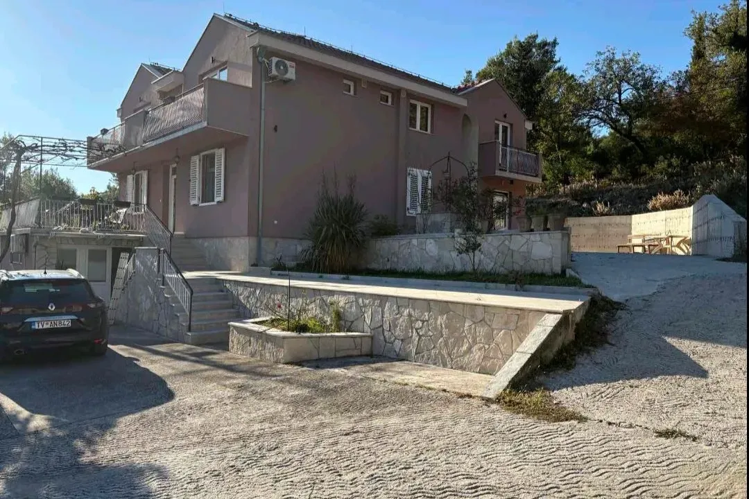 Rent, one bedroom apartment, 47m², Gradiošnica, Tivat