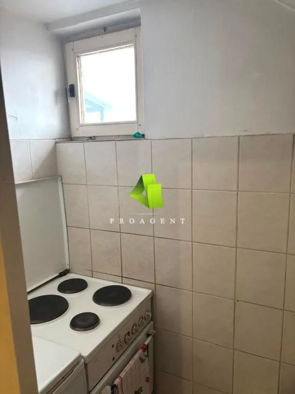 Prodaja, trosoban stan, 77m², Palilula, Niš