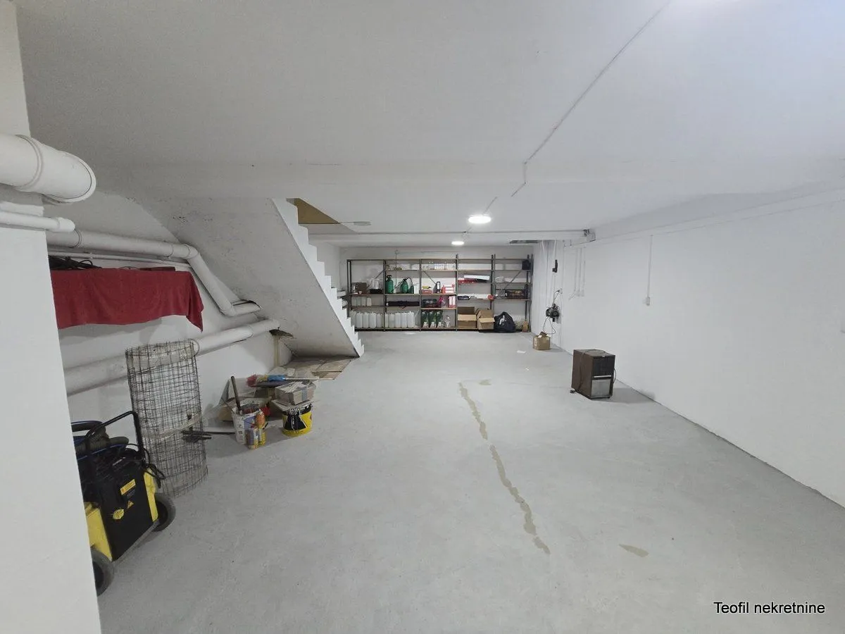 Sale, house, 77m², Stari Grad, Beograd
