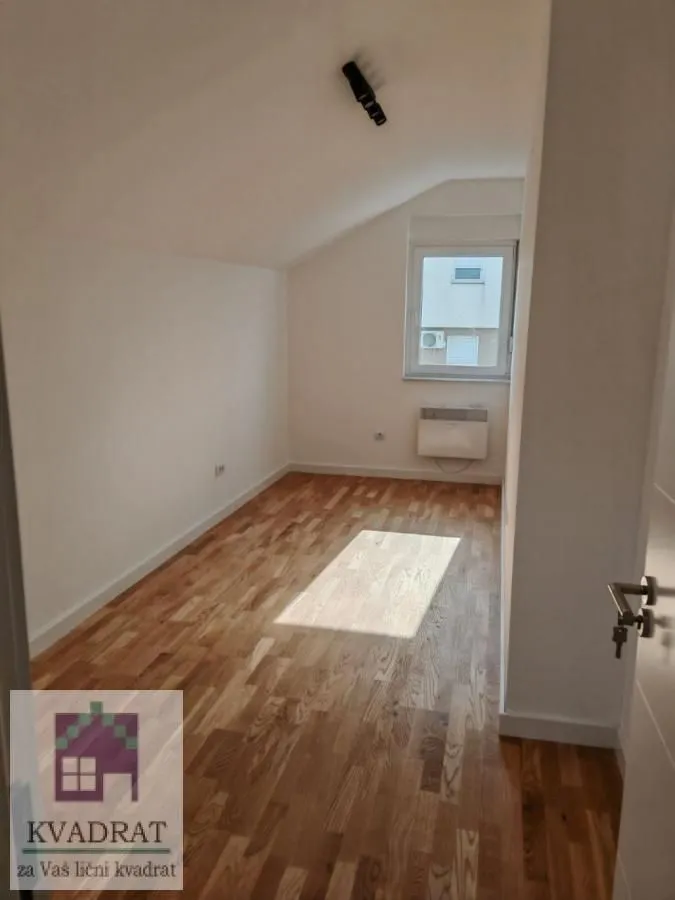 Prodaja, jednosoban stan, 36m², Grbavica, Novi Sad Sve Podlokacije