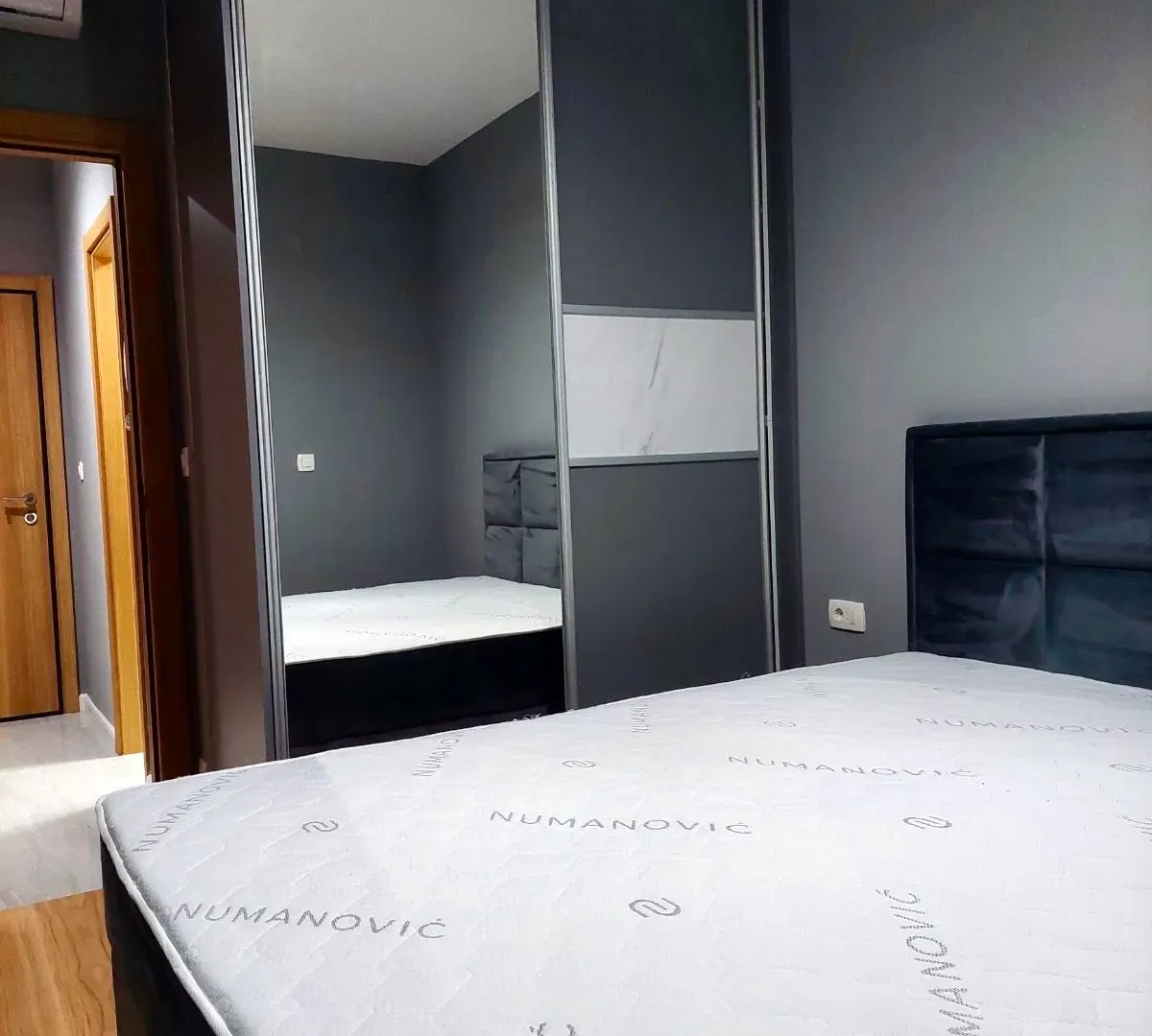 Izdavanje, jednosoban stan, 50m², City Kvart, Podgorica