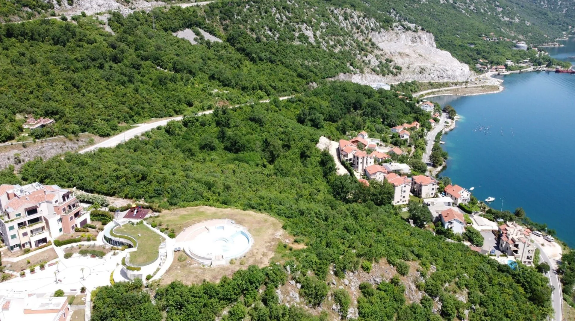 Prodaja, plac, 31287m², Morinj, Kotor