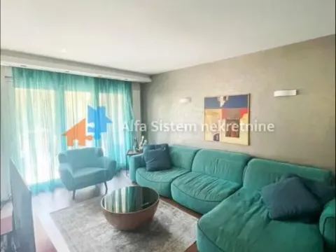 Izdavanje, trosoban stan, 82m², Novi Beograd Sve Podlokacije, Beograd