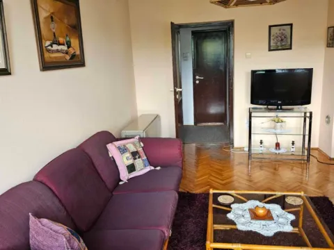 Prodaja, trosoban stan, 66m², Karaburma, Palilula Sve Podlokacije - image 9