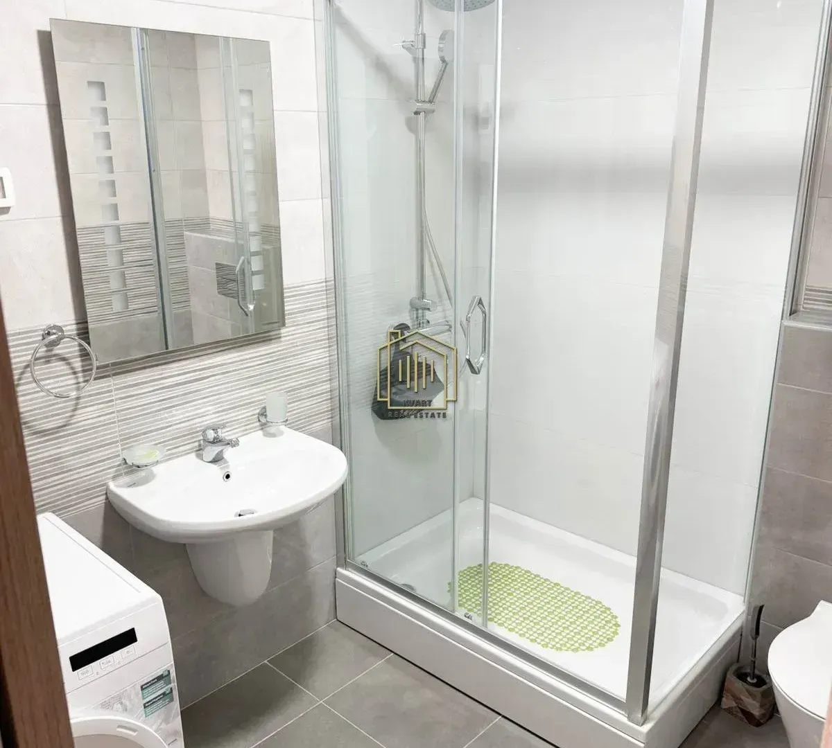 Izdavanje, dvosoban stan, 75m², Ljubović, Podgorica