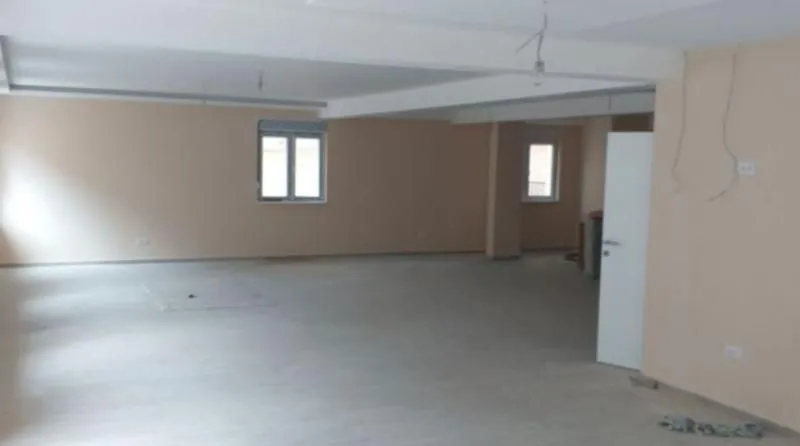 Izdavanje, poslovni prostor, 120m², Voždovac Sve Podlokacije, Beograd