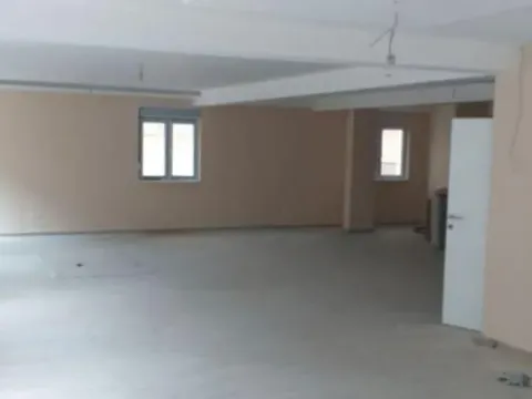 Izdavanje, poslovni prostor, 120m², Voždovac Sve Podlokacije, Beograd