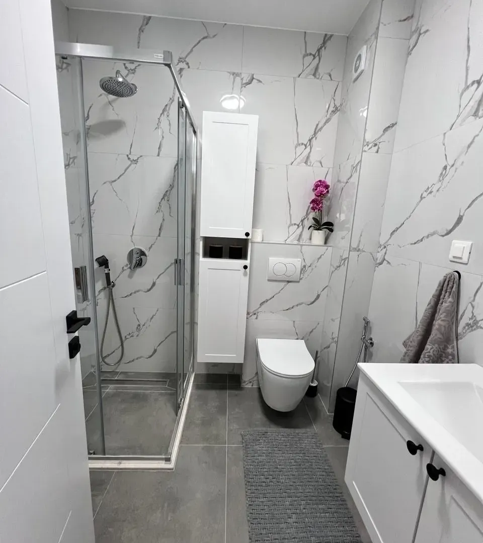 Rent, one bedroom apartment, 45m², Čeluga, Bar