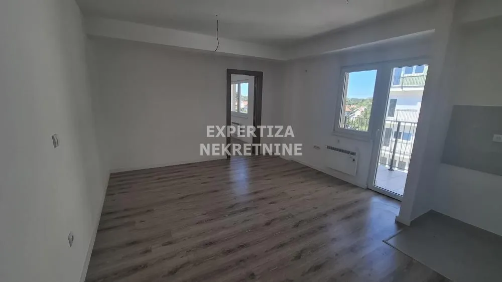 Prodaja, dvosoban stan, 43m², Krnjaca, Palilula Sve Podlokacije