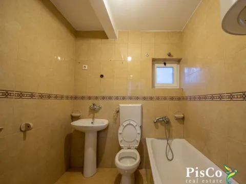 Prodaja, kuća, 150m², Centar, Podgorica - image 12