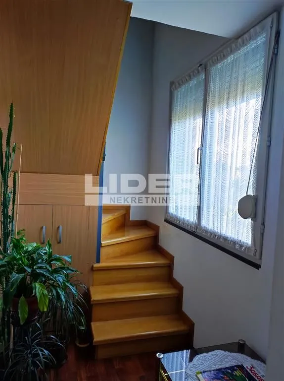 Prodaja, trosoban stan, 77m², Bezanijska Kosa 2, Bežanijska Kosa Sve Podlokacije