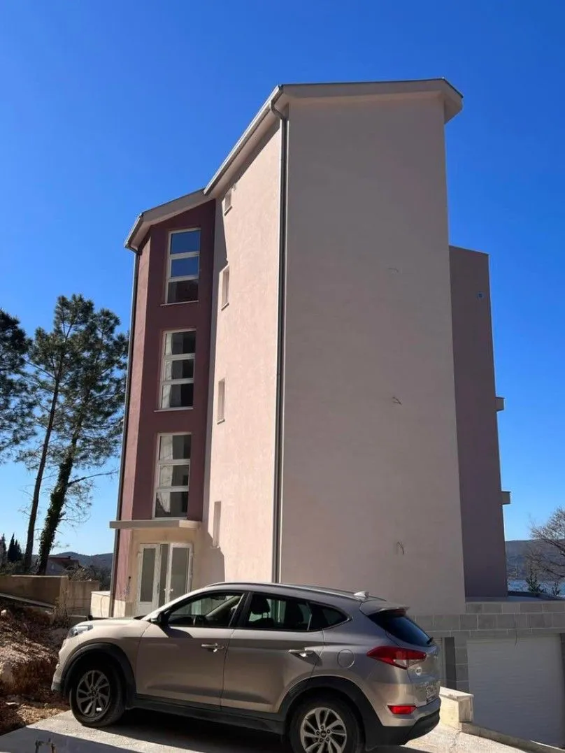 Prodaja, dvosoban stan, 72m², Mažina, Tivat