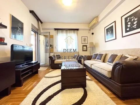 Izdavanje, jednosoban stan, 60m², Stari Aerodrom, Podgorica - image 1