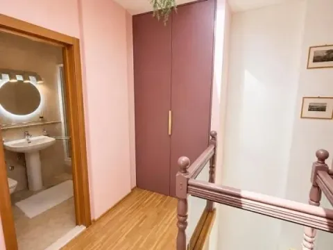 Sale, three bedroom apartment, 94m², Rozino, Budva - image 10