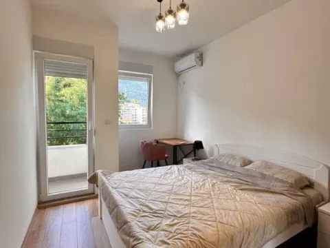 Rent, one bedroom apartment, 48m², Bijeli Do, Budva - image 9