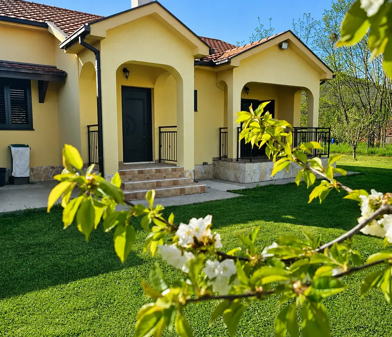 Rent, house, 128m², Podgorica, Crna Gora