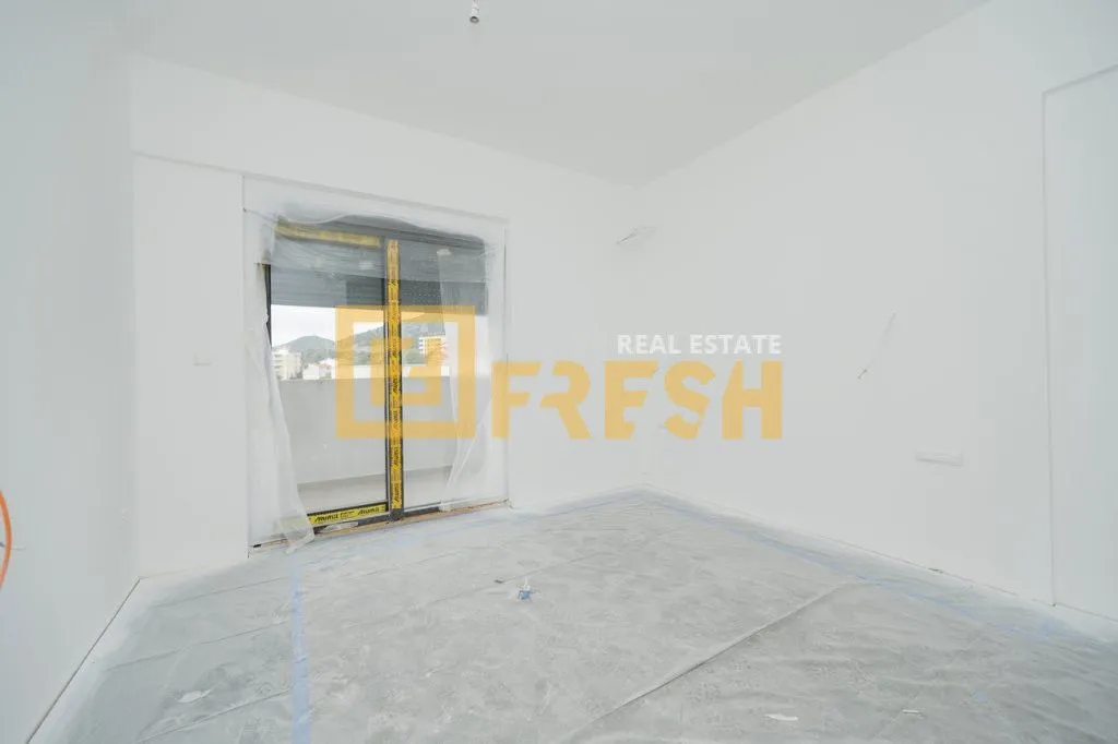 Prodaja, dvosoban stan, 71m², Bečići, Budva