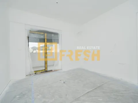 Sale, two bedroom apartment, 71m², Bečići, Budva - image 8