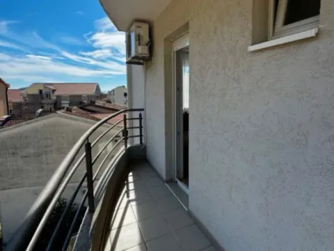 Rent, two bedroom apartment, 61m², Lazi, Budva - image 8