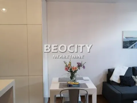 Izdavanje, stan, 40m², Dorćol Sve Podlokacije, Beograd - image 5