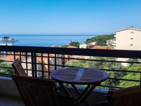 Sale, one bedroom apartment, 55m², Petrovac, Budva - image 1