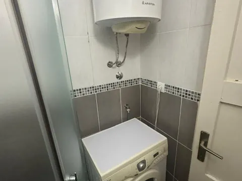 Prodaja, jednosoban stan, 38m², Gintaš, Podgorica - image 5