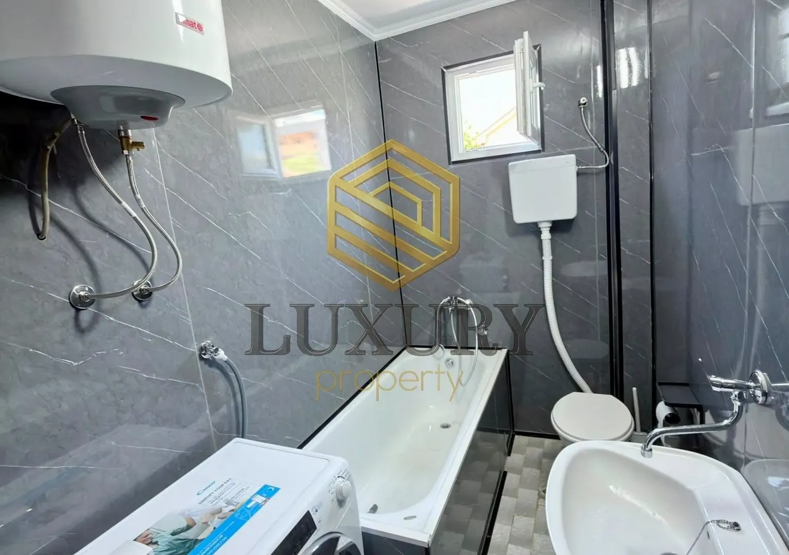 Rent, three bedroom apartment, 100m², Stari Aerodrom, Podgorica
