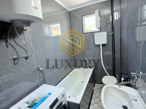Rent, three bedroom apartment, 100m², Stari Aerodrom, Podgorica - image 4