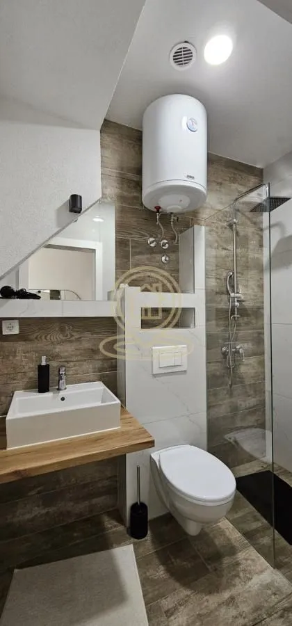 Prodaja, jednosoban stan, 32m², Centar, Vrnjačka Banja
