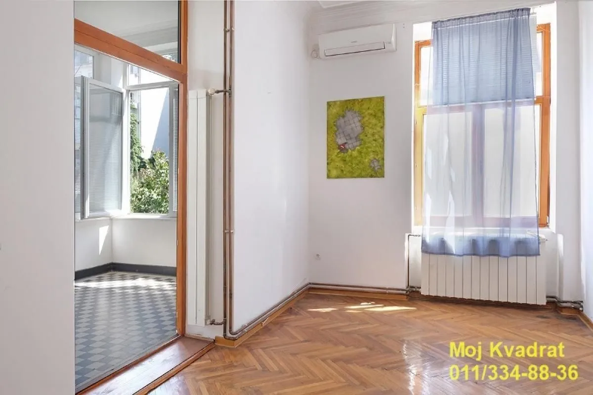 Prodaja, stan, 132m², Vračar Sve Podlokacije, Beograd