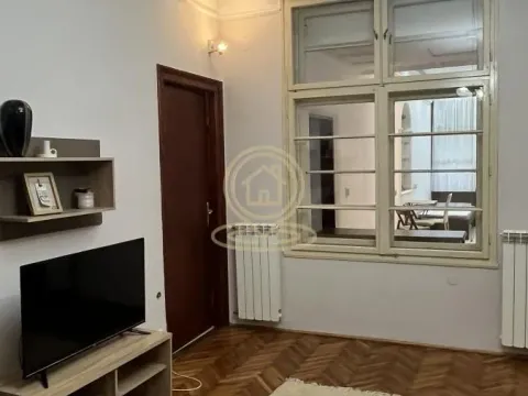 Rent, four bedroom apartment, 120m², Stari Grad, Beograd - image 14