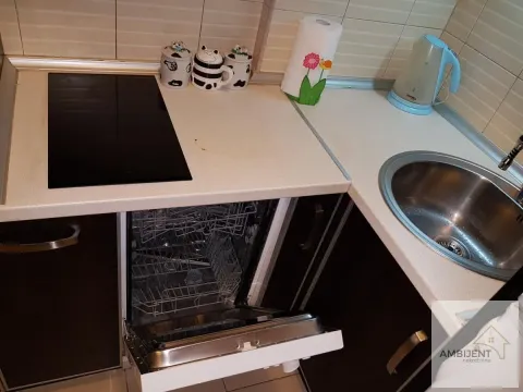 Rent, three bedroom apartment, 73m², Vračar Sve Podlokacije, Beograd - image 14