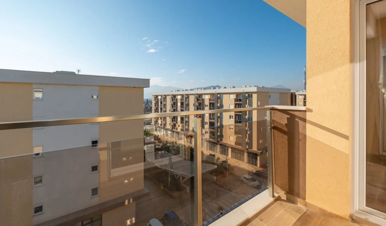 Izdavanje, dvosoban stan, 75m², City Kvart, Podgorica