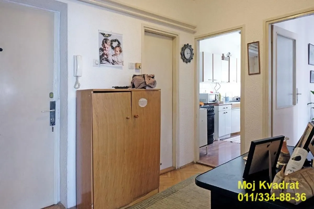 Sale, three bedroom apartment, 68m², Karaburma, Palilula Sve Podlokacije