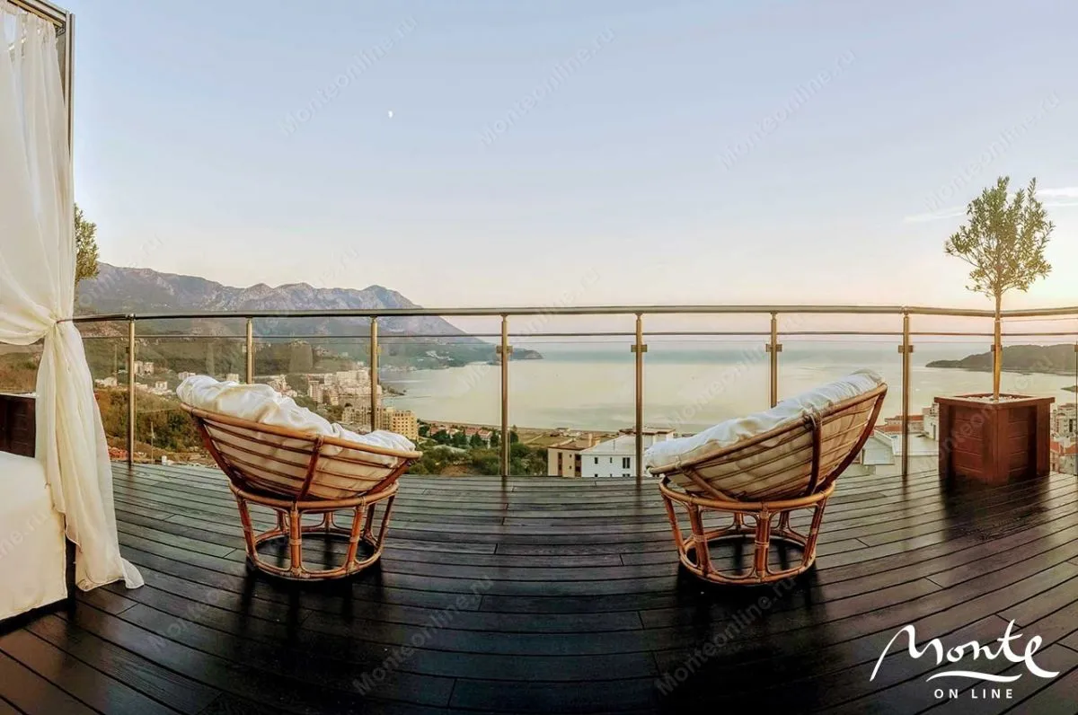 Sale, two bedroom apartment, 168m², Bečići, Budva