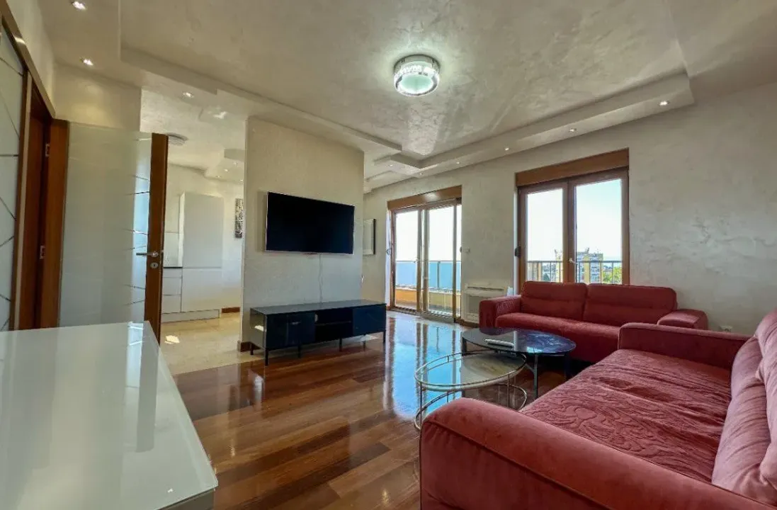 Rent, four bedroom apartment, 130m², Centar, Podgorica