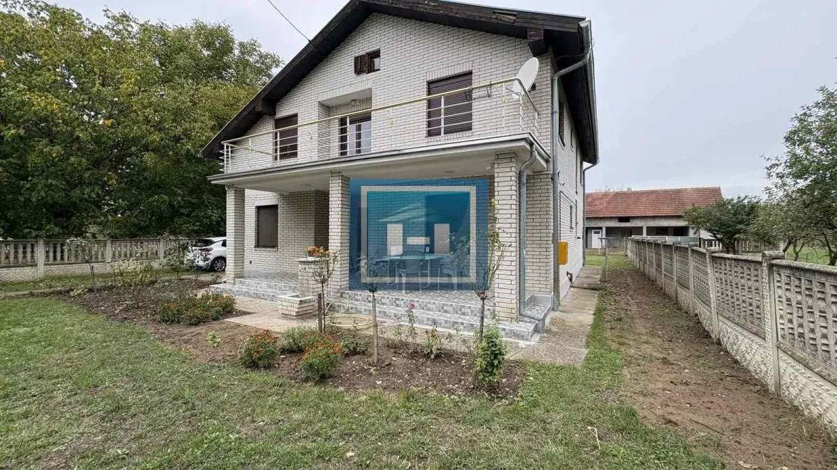 Prodaja, kuća, 275m², Mali Popović, Jagodina
