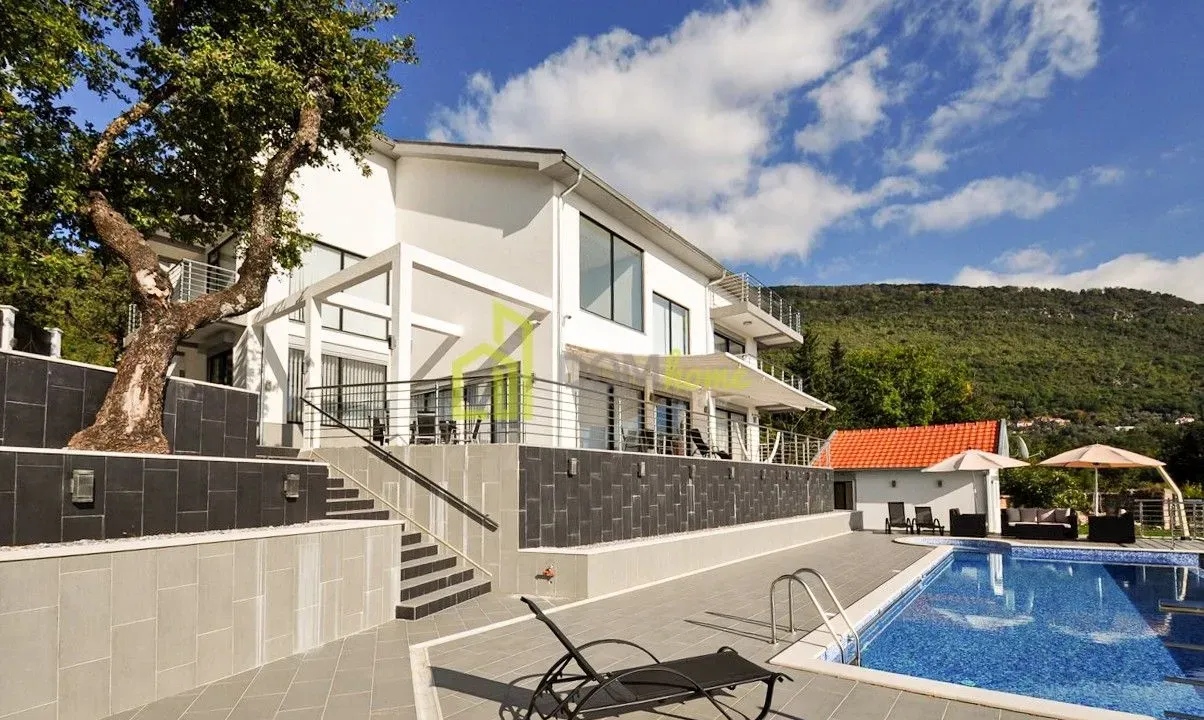 Prodaja, kuća, 369m², Tivat, Crna Gora