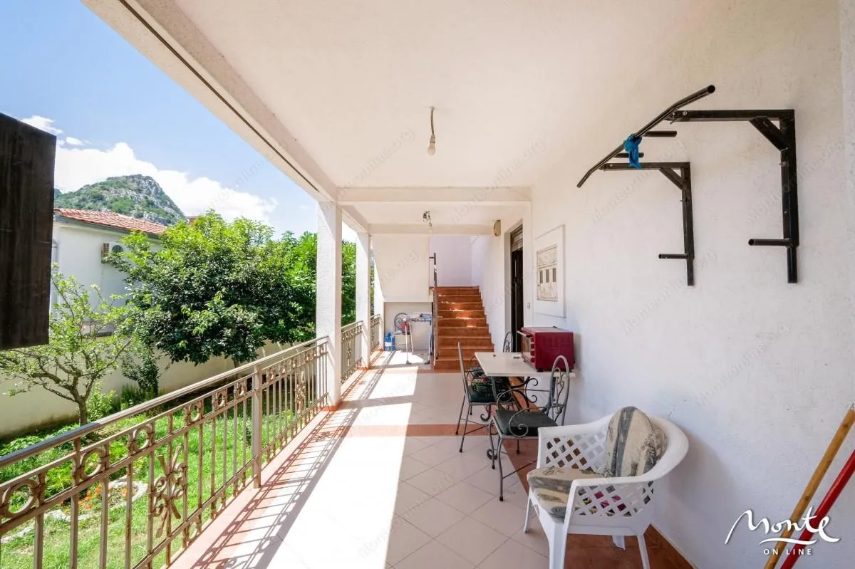 Sale, house, 410m², Sutomore, Bar