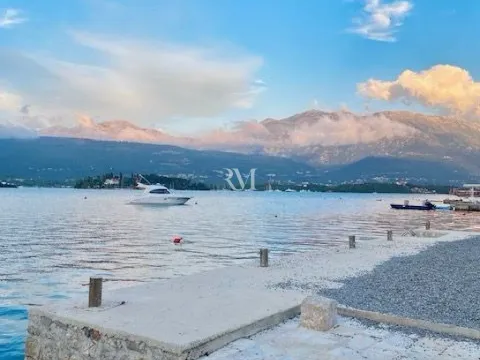 Rent, one bedroom apartment, 50m², Đuraševići, Tivat - image 9