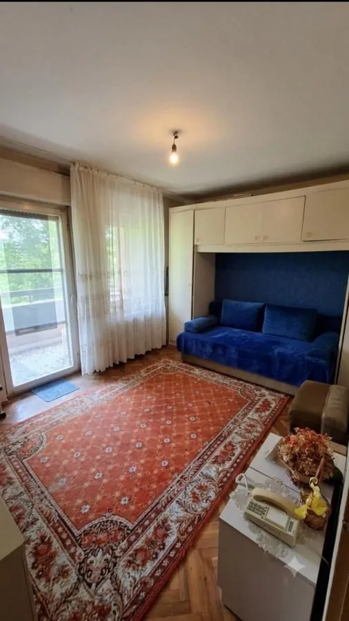 Prodaja, trosoban stan, 79m², Kikinda, Srbija