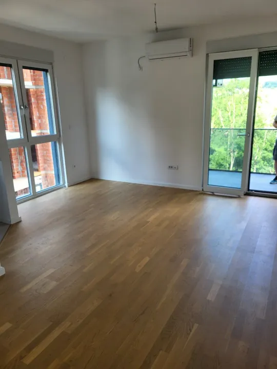 Prodaja, trosoban stan, 67m², Banja Vrdnik, Irig