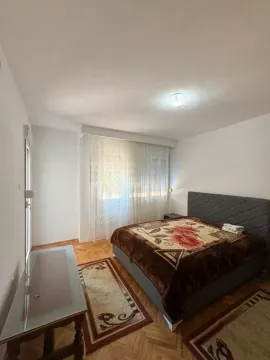 Izdavanje, dvosoban stan, 80m², Tuški Put, Podgorica - image 7