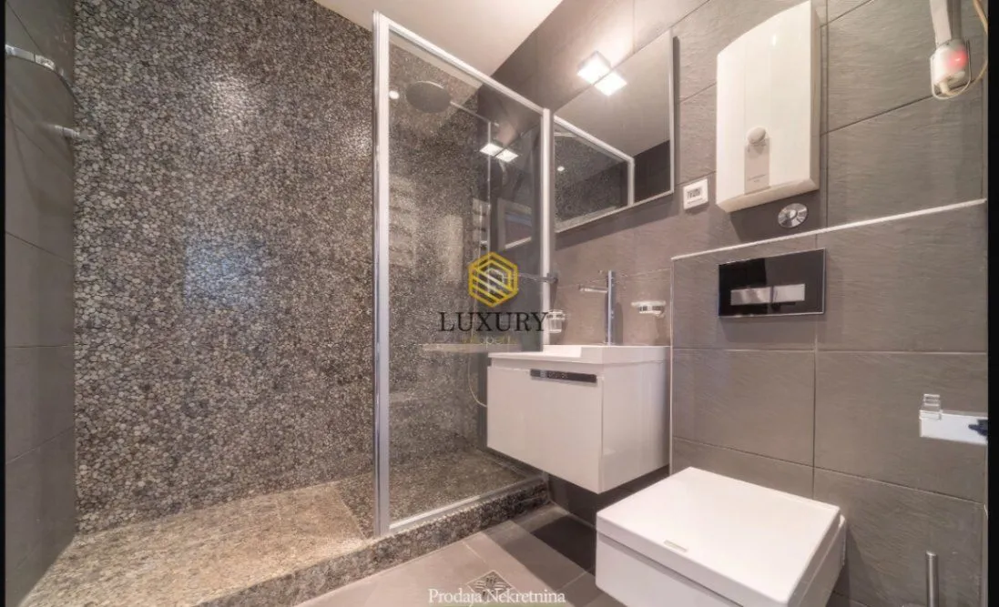 Rent, three bedroom apartment, 140m², Preko Morače, Podgorica