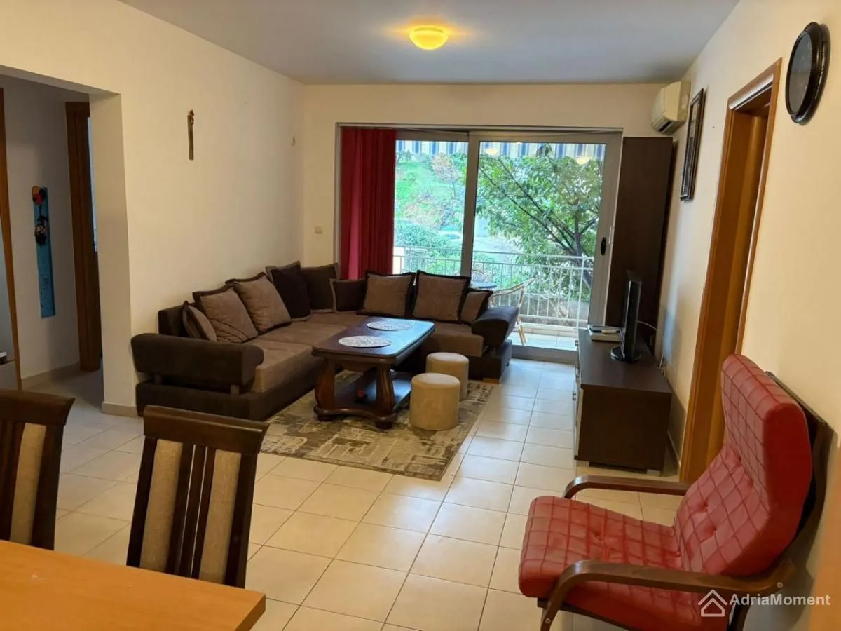 Prodaja, trosoban stan, 70m², Petrovac, Budva