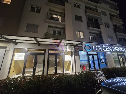 Rent, office space, 51m², Stari Aerodrom, Podgorica - image 4