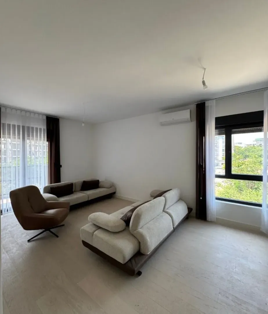 Rent, one bedroom apartment, 53m², 1 maj, Podgorica