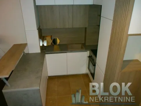 Izdavanje, četvorosoban stan, 150m², Preko Morače, Podgorica - image 12
