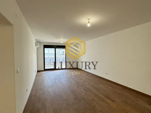 Sale, three bedroom apartment, 127m², Tološka šuma, Podgorica - image 11